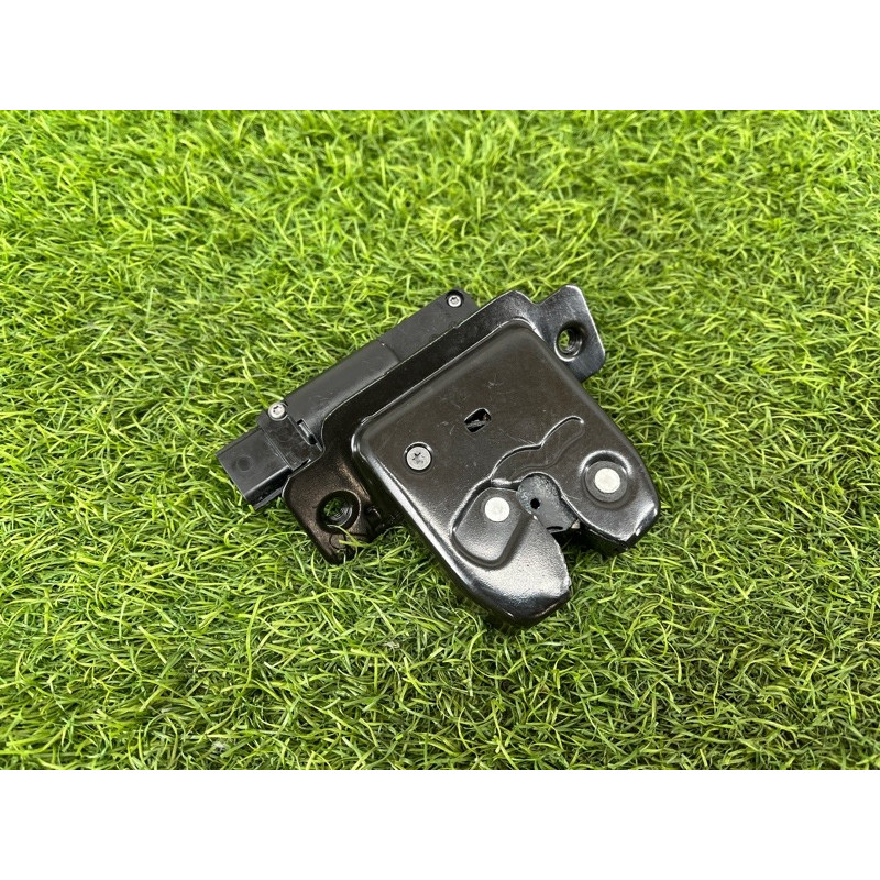 Замок багажника (кузов и элементы) Nissan Rogue T33 2023 1.5 KR15DDT 905026RR0A