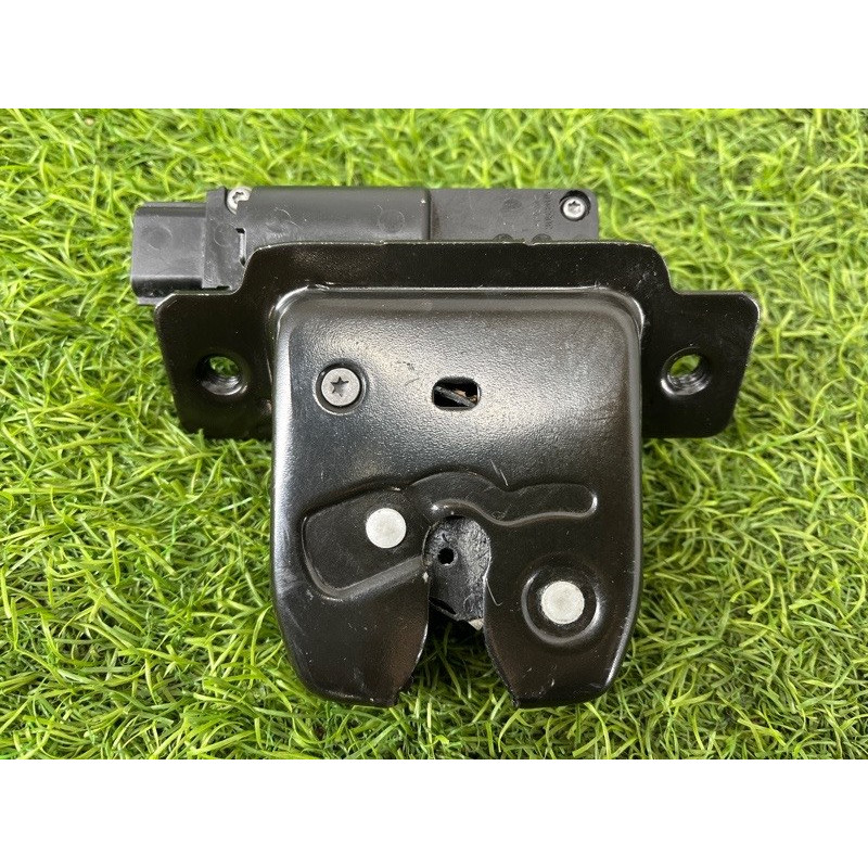Замок багажника (кузов и элементы) Nissan Rogue T33 2023 1.5 KR15DDT 905026RR0A