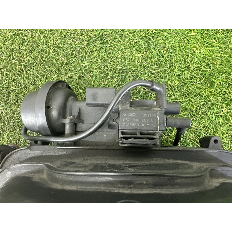 Коллектор впускной (впускная система) AUDI Q5 8R 2010 3.2 CALB 06E133210M