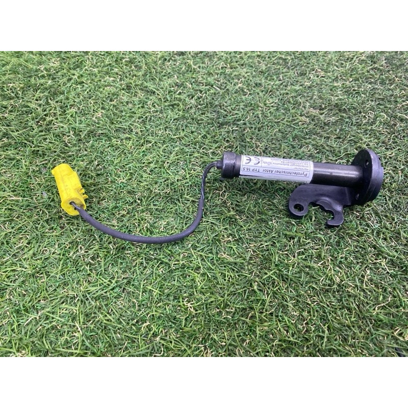 Пиропатрон (airbag/безопасность) BMW 5-series F10 2011 2.0 N47N 51237263055