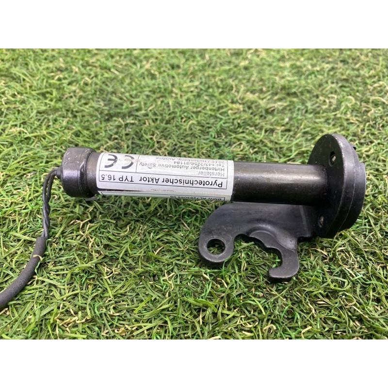 Пиропатрон (airbag/безопасность) BMW 5-series F10 2011 2.0 N47N 51237263055