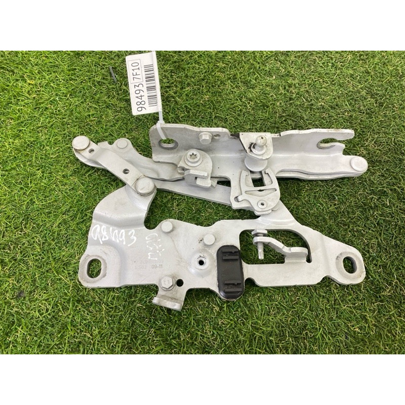 Петля капота (кузов і елементи) BMW 5-series F10 2011 2.0 N47N 41007270883