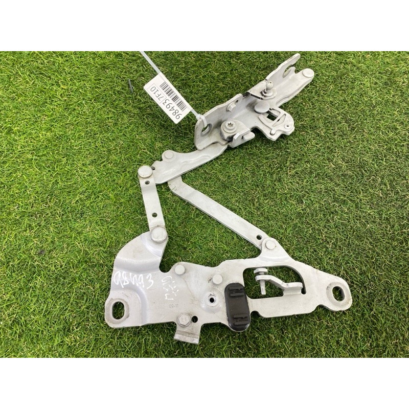 Петля капота (кузов і елементи) BMW 5-series F10 2011 2.0 N47N 41007270883