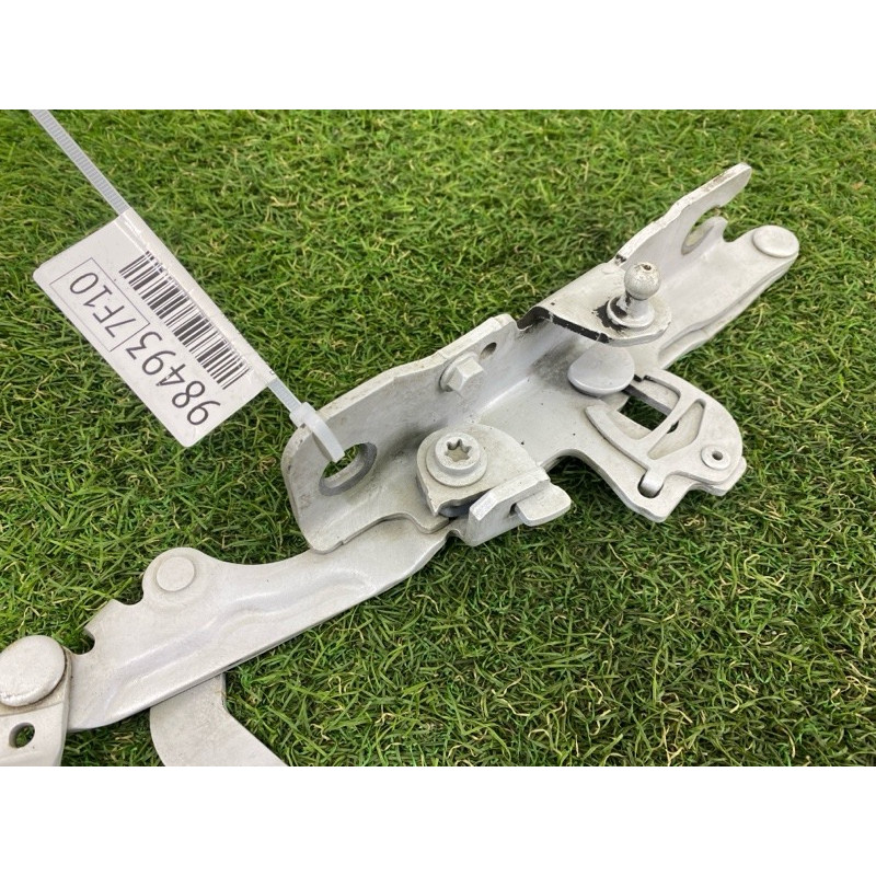 Петля капота (кузов і елементи) BMW 5-series F10 2011 2.0 N47N 41007270883