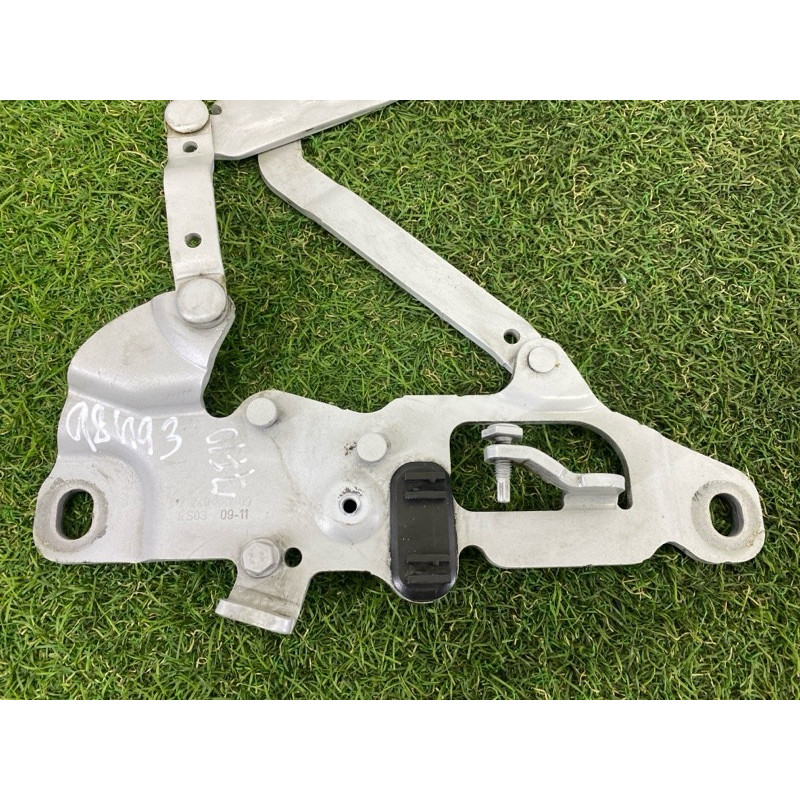 Петля капота (кузов і елементи) BMW 5-series F10 2011 2.0 N47N 41007270883
