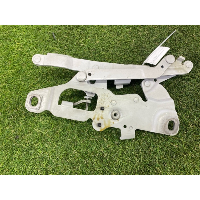 Петля капота (кузов і елементи) BMW 5-series F10 2011 2.0 N47N 41007270883