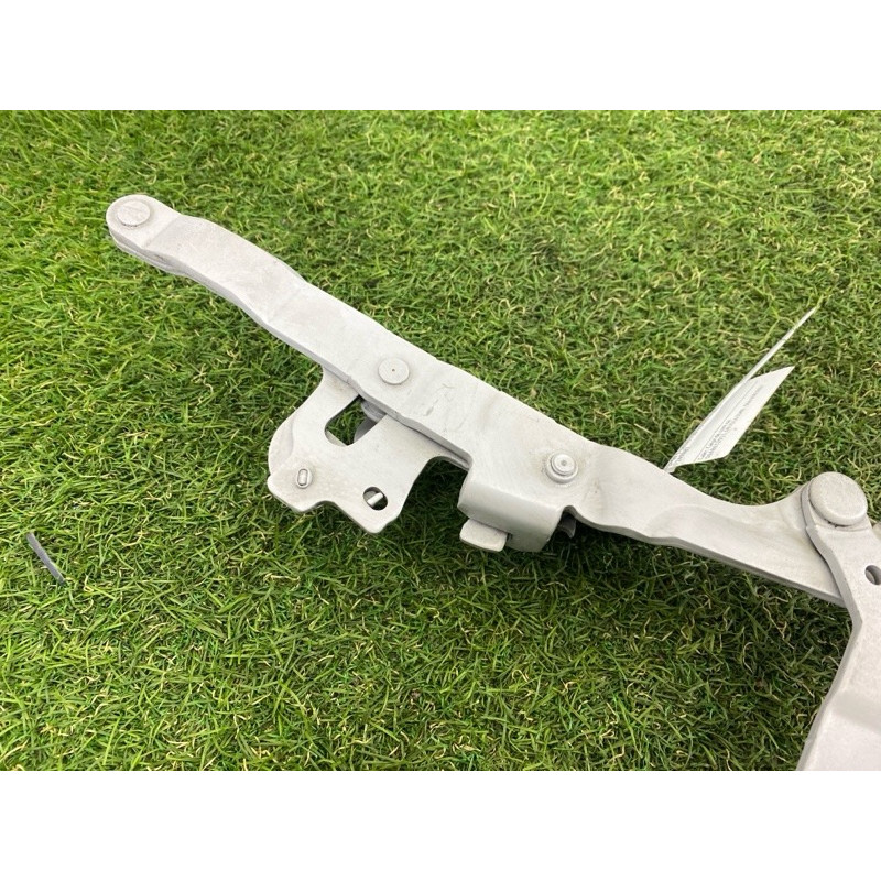 Петля капота (кузов і елементи) BMW 5-series F10 2011 2.0 N47N 41007270883