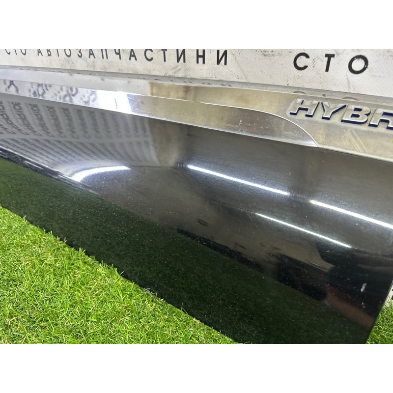 Накладка двері зовнішня (кузов і елементи) Volkswagen Touareg NF 2012 3.0 Hybrid CGFA 7P6854949HGRU