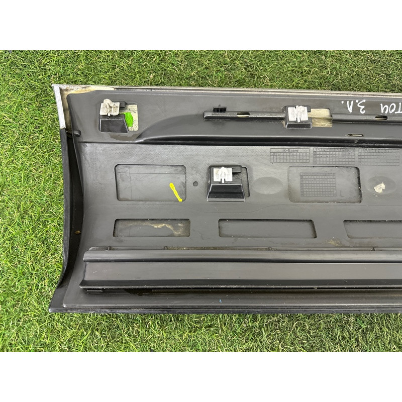 Накладка двері зовнішня (кузов і елементи) Volkswagen Touareg NF 2012 3.0 Hybrid CGFA 7P6854949HGRU