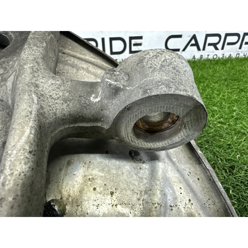 Поворотный кулак (подвеска) AUDI A4 B9 2018 2.0 DBPA 8W0407254F