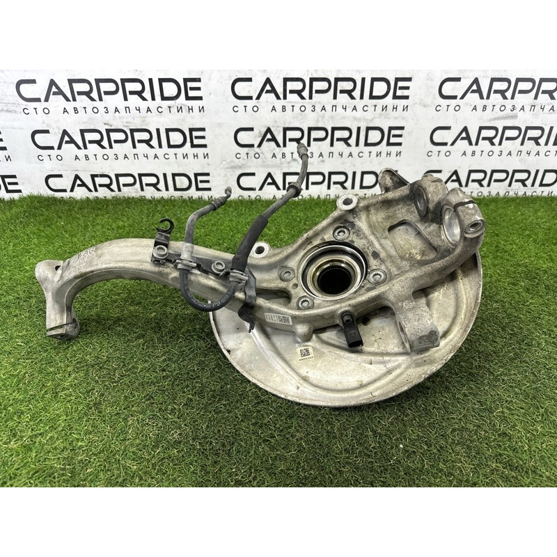 Поворотный кулак (подвеска) AUDI A4 B9 2018 2.0 DBPA 8W0407254F