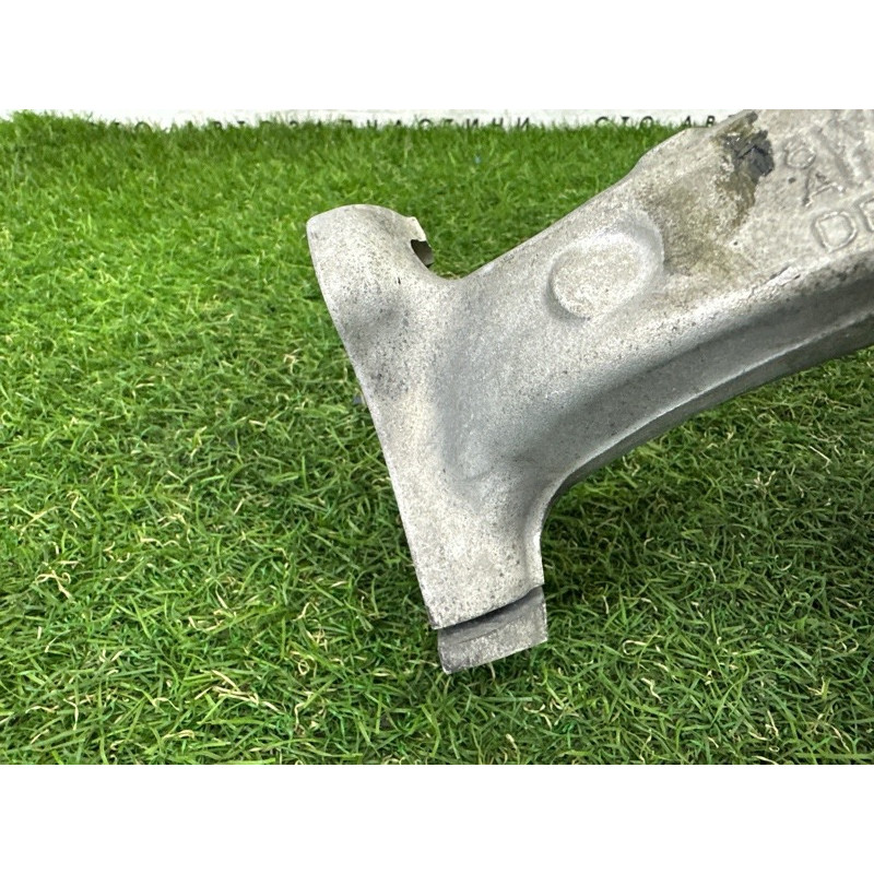 Поворотный кулак (подвеска) AUDI A4 B9 2018 2.0 DBPA 8W0407254F