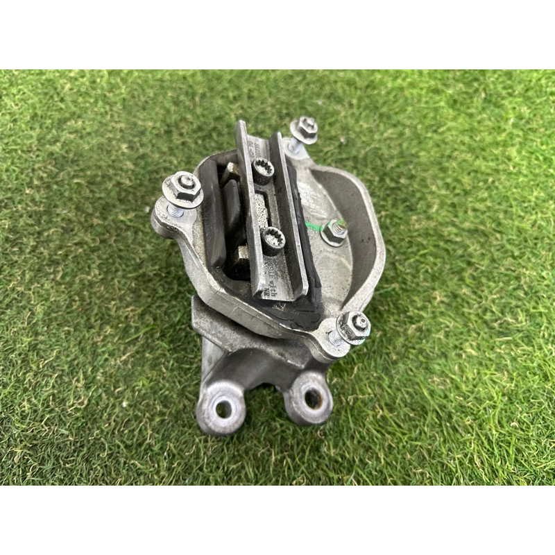 Подушка КПП (трансмиссия) AUDI A4 B8 2010 2.0 CAEB 8K0399151BD