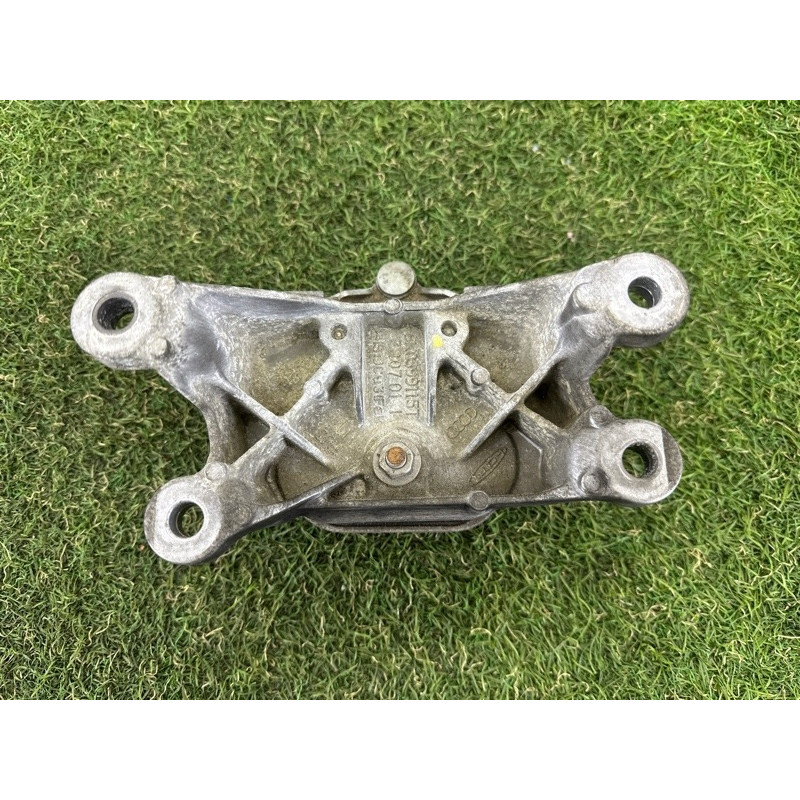 Подушка КПП (трансмиссия) AUDI A4 B8 2010 2.0 CAEB 8K0399151BD