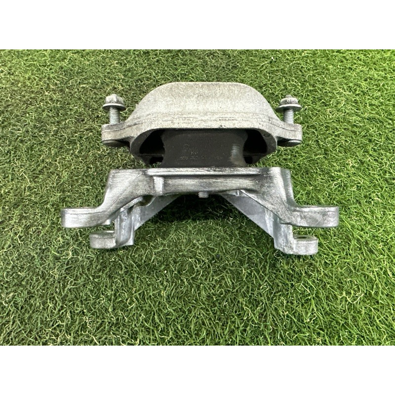 Подушка КПП (трансмиссия) AUDI A4 B8 2010 2.0 CAEB 8K0399151BD