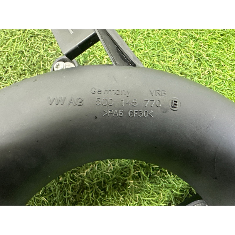 Патрубок интеркулера (двигатель и элементы) AUDI A3 8V 2016 1.8 CNSB 5Q0145770B