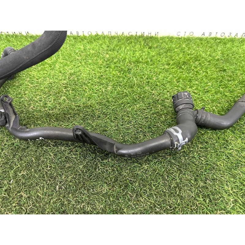 Трубка системы охлаждения (система охлаждения) AUDI A3 8V 2016 1.8 CNSB 5Q0122058C