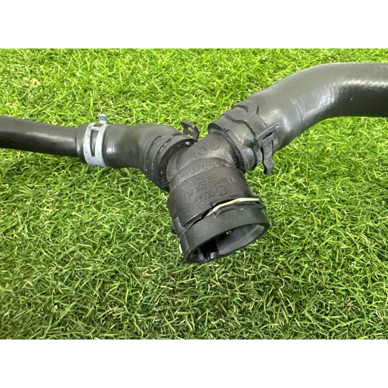 Трубка системы охлаждения (система охлаждения) AUDI A3 8V 2016 1.8 CNSB 5Q0122058C