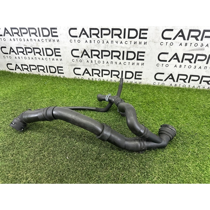 Патрубок (система охлаждения) AUDI A3 8V 2016 1.8 CNSB 5Q0122101FJ