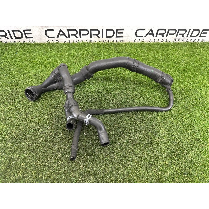 Патрубок (система охлаждения) AUDI A3 8V 2016 1.8 CNSB 5Q0122101FJ