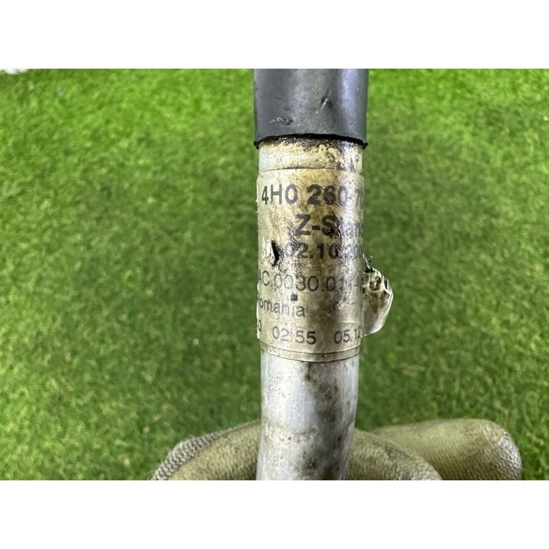 Трубка кондиционера (отопление и кондиционирование) AUDI A8 D4 2011 4.2 CDRA 4H0260701M