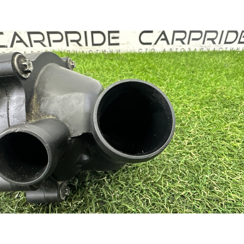 Корпус термостата с помпой (система охлаждения) AUDI A8 D4 2011 4.2 CDRA 079121013P