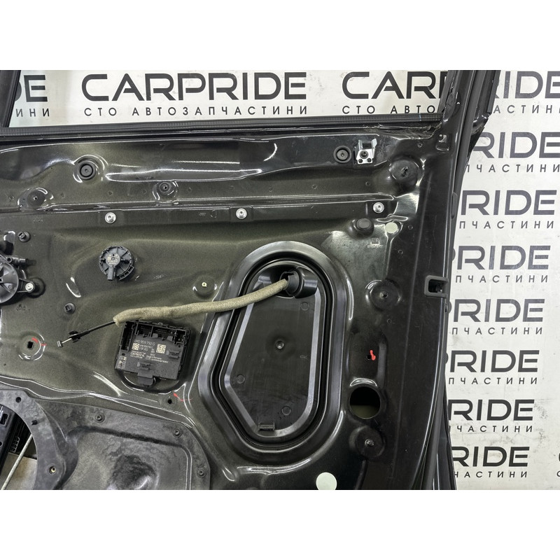 Дверь (наружные элементы кузова) AUDI Q7 4M 2017 3.0 CREC 4M0831052F