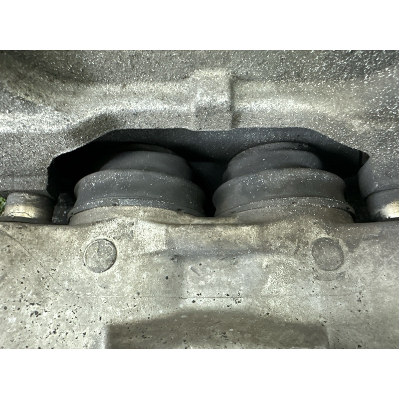 Суппорт тормозной (тормозная система) AUDI A8 D4 2011 4.2 CDRA 4H0615124B