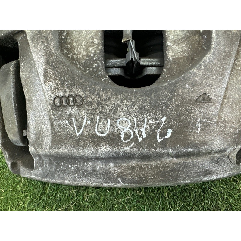 Суппорт тормозной (тормозная система) AUDI A8 D4 2011 4.2 CDRA 4H0615123B