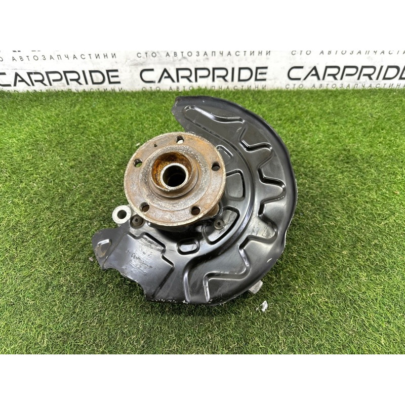 Поворотный кулак (подвеска) AUDI A3 8V 2016 1.8 CNSB 5Q0407253A