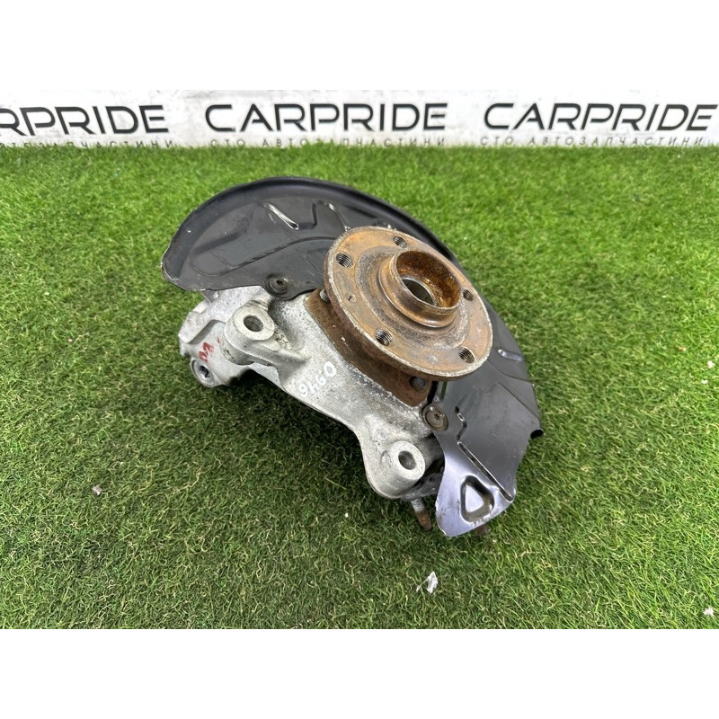 Поворотный кулак (подвеска) AUDI A3 8V 2016 1.8 CNSB 5Q0407253A