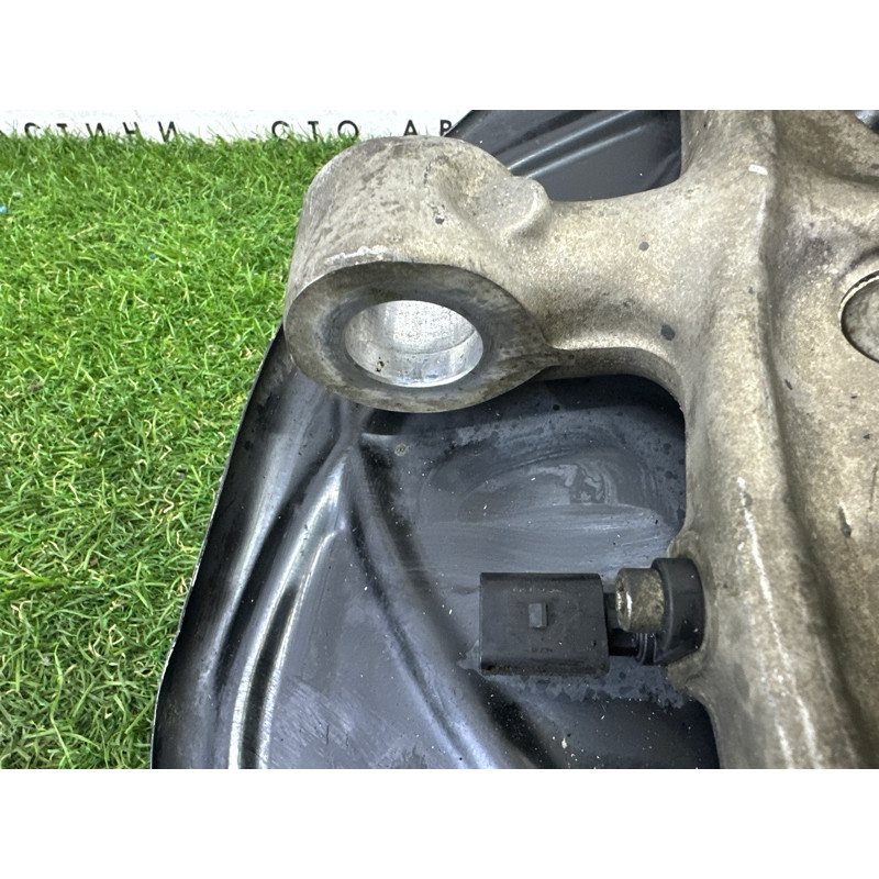 Поворотный кулак (подвеска) AUDI Q7 4M 2017 3.0 CREC 4M0407253J