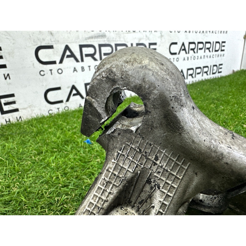 Поворотный кулак (подвеска) AUDI A8 D4 2011 4.2 CDRA 4H0407253G