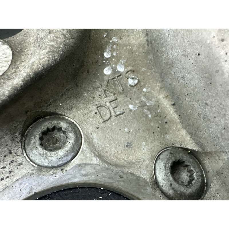 Поворотный кулак (подвеска) AUDI A8 D4 2011 4.2 CDRA 4H0407253G