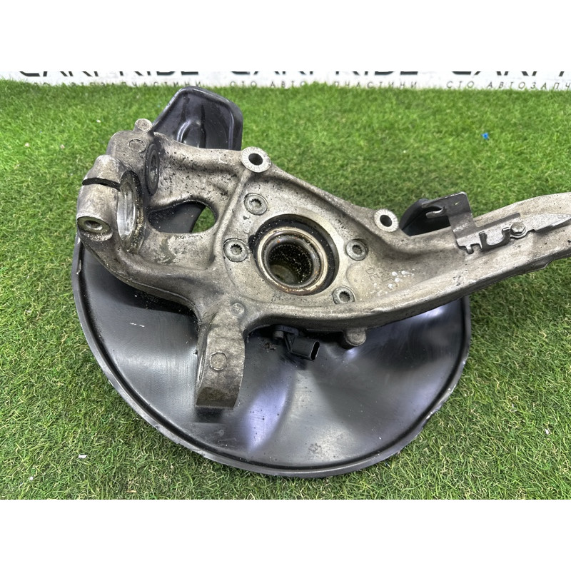 Поворотный кулак (подвеска) AUDI A8 D4 2011 4.2 CDRA 4H0407253G
