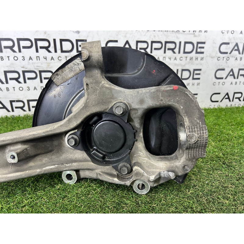 Поворотный кулак (подвеска) Jeep Grand Cherokee WK2 2018 3.6 4877659AD