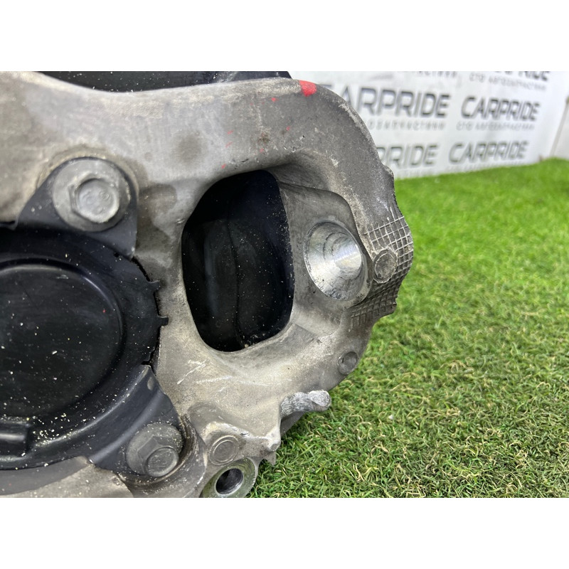 Поворотный кулак (подвеска) Jeep Grand Cherokee WK2 2018 3.6 4877659AD