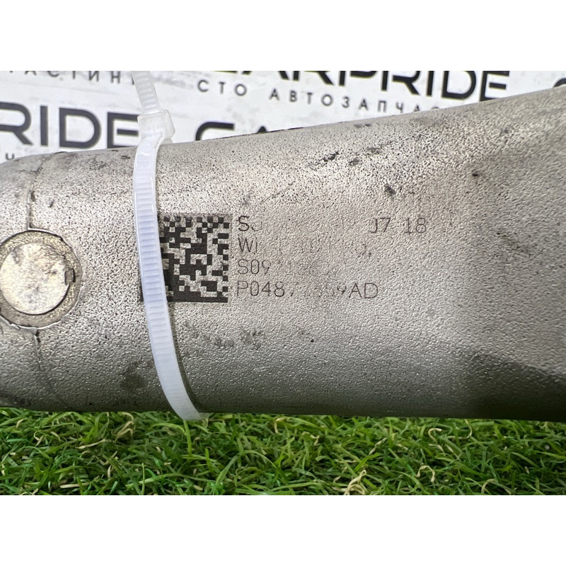 Поворотный кулак (подвеска) Jeep Grand Cherokee WK2 2018 3.6 4877659AD