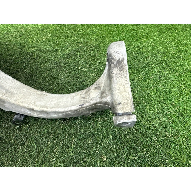 Поворотный кулак (подвеска) AUDI A4 B9 2018 2.0 DBPA 8W0407253F