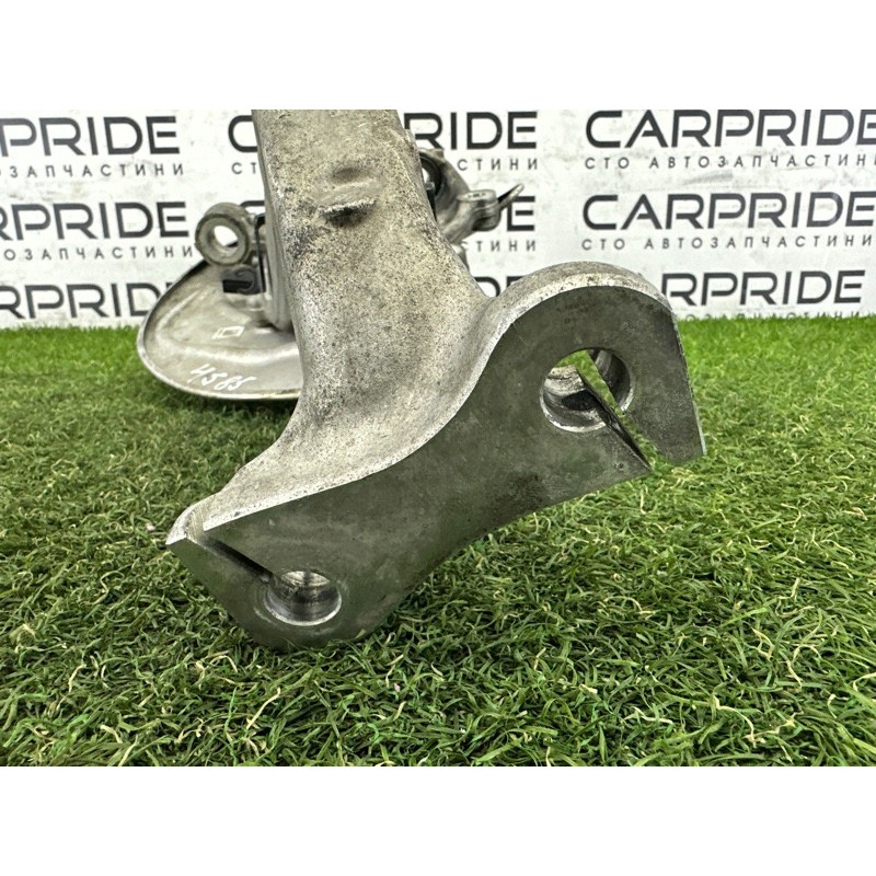 Поворотный кулак (подвеска) AUDI A4 B9 2018 2.0 DBPA 8W0407253F