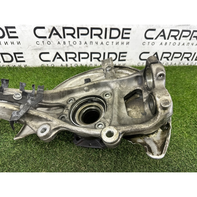 Поворотный кулак (подвеска) AUDI A4 B9 2018 2.0 DBPA 8W0407253F