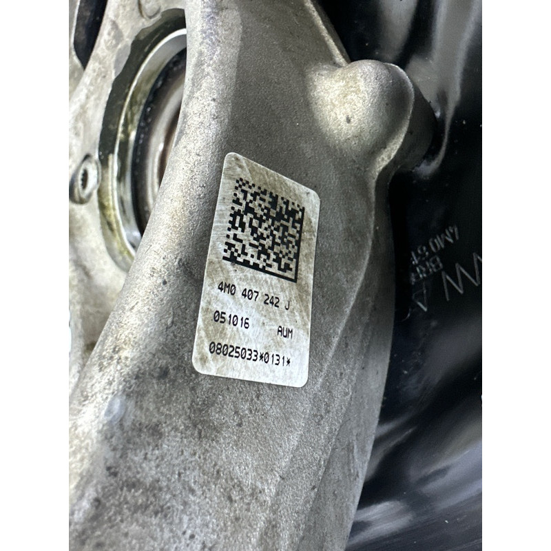 Поворотный кулак (подвеска) AUDI Q7 4M 2017 3.0 CREC 4M0407254J