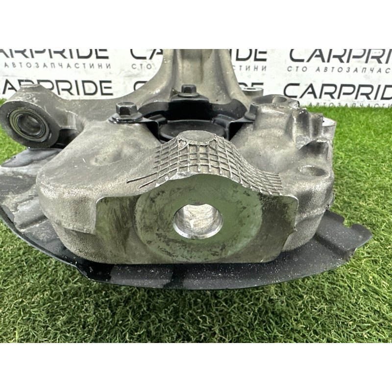 Поворотный кулак (подвеска) Jeep Grand Cherokee WK2 2018 3.6 4877658AD