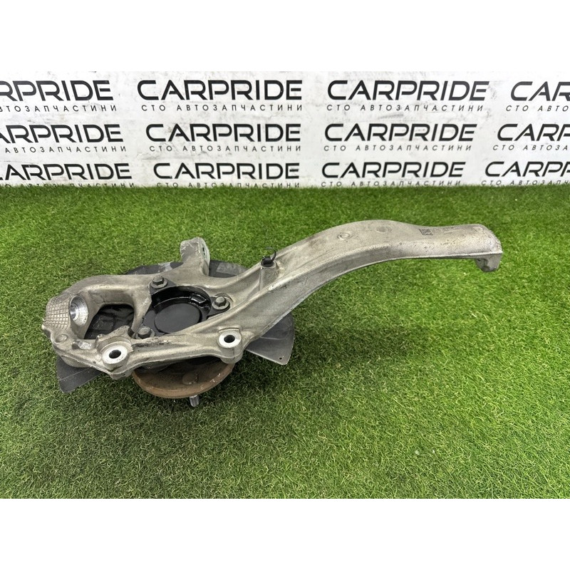 Поворотный кулак (подвеска) Jeep Grand Cherokee WK2 2018 3.6 4877658AD