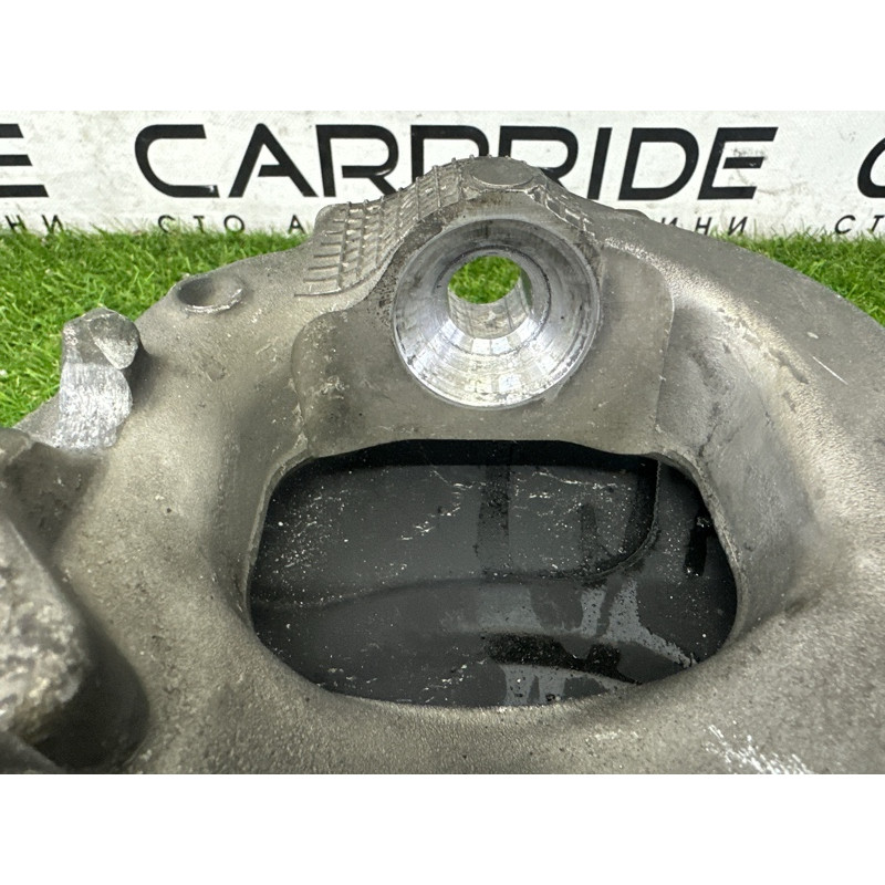 Поворотный кулак (подвеска) Jeep Grand Cherokee WK2 2018 3.6 4877658AD