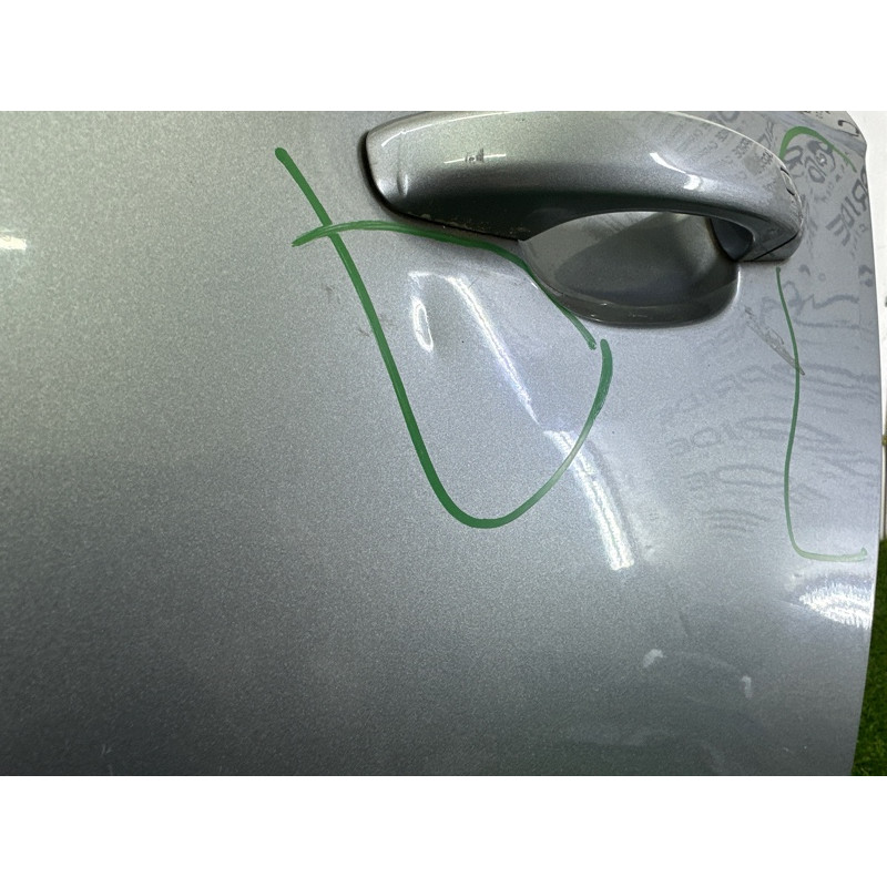 Дверь (наружные элементы кузова) AUDI A4 B8 2010 2.0 CAEB 8K5833051D