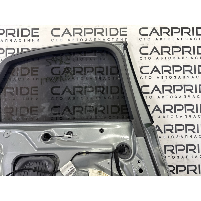Дверь (наружные элементы кузова) AUDI A4 B8 2010 2.0 CAEB 8K5833051D