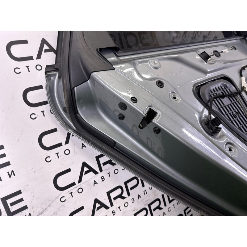 Дверь (наружные элементы кузова) AUDI A4 B8 2010 2.0 CAEB 8K5833051D