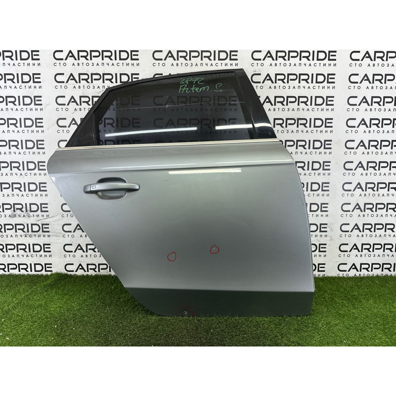 Дверь (наружные элементы кузова) AUDI A4 B8 2010 2.0 CAEB 8K5833052D