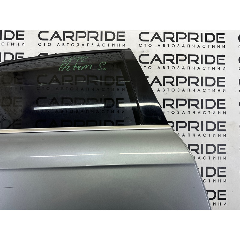 Дверь (наружные элементы кузова) AUDI A4 B8 2010 2.0 CAEB 8K5833052D